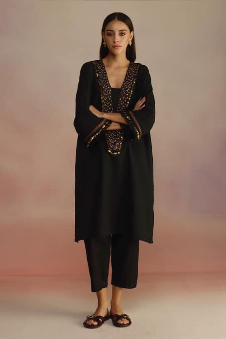 Shop_Roza_Black Linen Sequins, Tassels V-neck Asymmetric Hem Kurta Set 