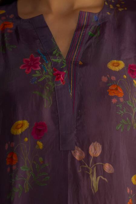 Buy_Roza_Purple Silk Embroidery Split V-neck Floral Threadwork Kurta Set _Online_at_Aza_Fashions