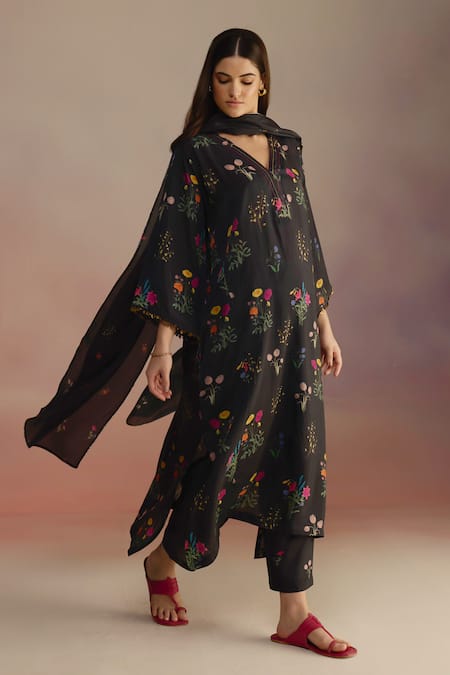 ROZA Zaira Floral Stole 