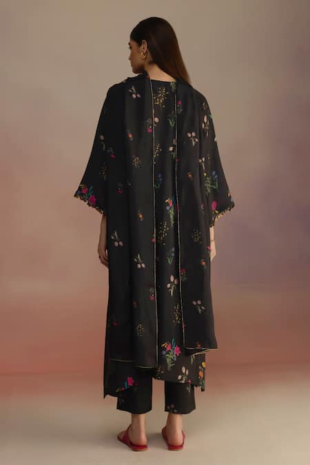 Shop_Roza_Black Hand Drawn Floral Stole _at_Aza_Fashions