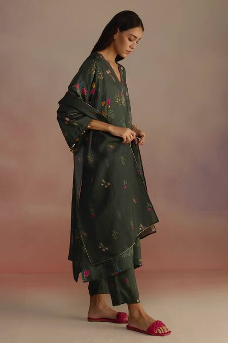 Roza_Green Hand Drawn Floral Motif Stole _Online_at_Aza_Fashions