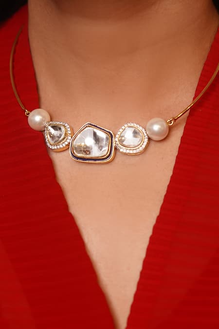 Shop Vasundhara Gold Plated Geometric Cutwork Choker Necklace at Aza Fashions Shop_Vasundhara_Gold Plated Geometric Cutwork Choker Necklace_at_Aza_Fashions