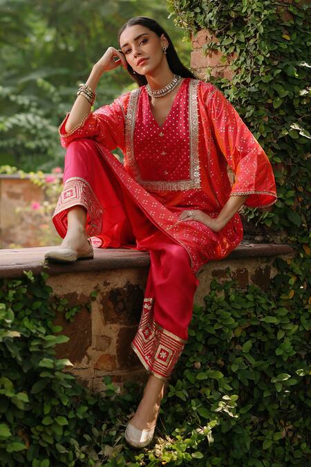 Buy Begum Orange Silk, Satin Gota Patti, Embroidery V-neck Floral Phiran Kurta Set Buy_Begum_Orange Silk, Satin Gota Patti, Embroidery V-neck Floral Phiran Kurta Set