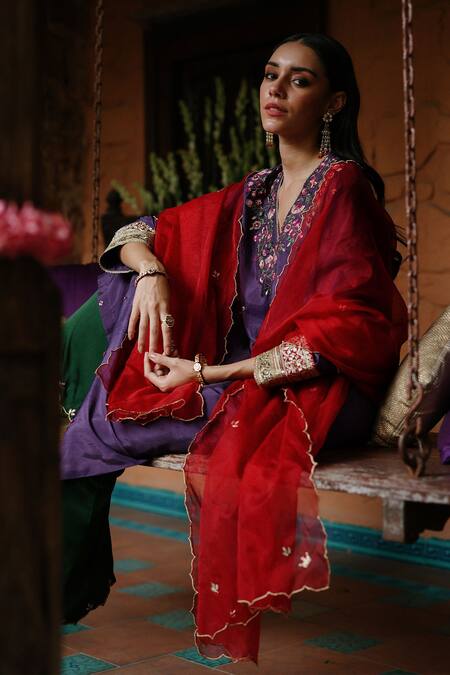 Buy_Begum_Purple Silk, Modal, Organza Embroidery Floral Veil Resham Embellished Kurta Set 