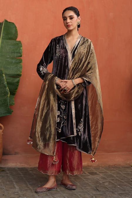 Begum Floral Hand Embroidered Velvet Kurta Set 