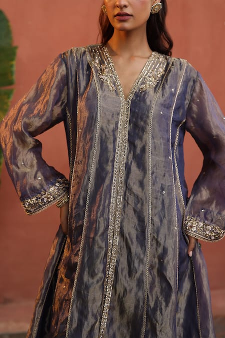 Shop_Begum_Gray Kurta Tissue Silk Embroidered Dabka V Neck Grey Anarkali Set _Online_at_Aza_Fashions