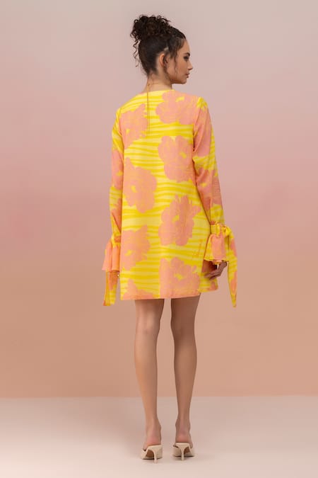Shop Therealb Yellow Viscose Crushed Crepe Printed Floral V Neck Dress at Aza Fashions Shop_Therealb_Yellow Viscose Crushed Crepe Printed Floral V Neck Dress _at_Aza_Fashions