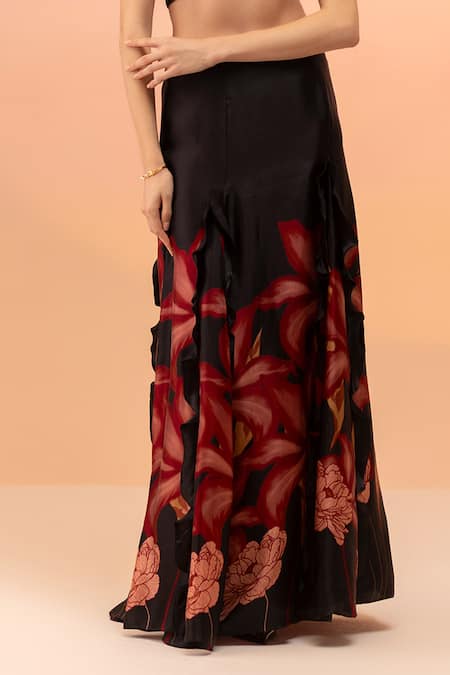 Therealb Black Viscose Satin Printed Floral Halter Neck Top And Skirt Online at Aza Fashions Therealb_Black Viscose Satin Printed Floral Halter Neck Top And Skirt _Online_at_Aza_Fashions
