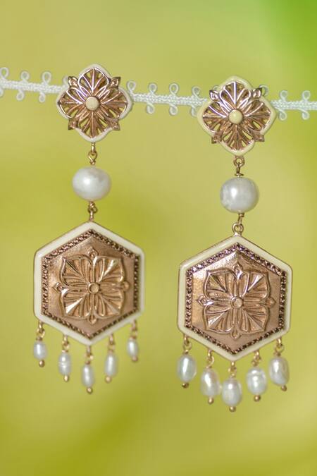 Manner_Rose Gold Stones, Zari Floral Carved Earrings _Online_at_Aza_Fashions