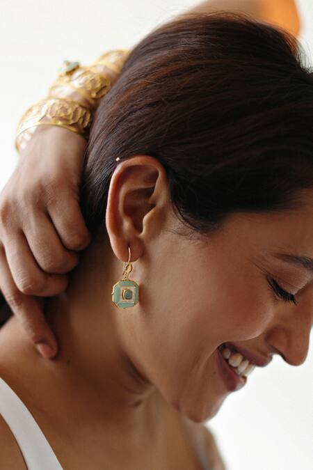 Shop_Manner_Green Stones, Cut Work Sea Breeze Calcedony Earrings 