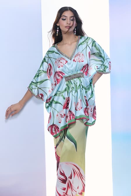 Buy_Pria Kataria Puri_Aqua Satin Printed Tulip V-neck Sequined Tunic 