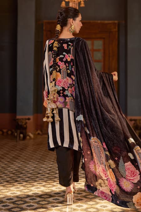 Negra Elegante Floral Embroidered Black Phiran & Pant Set 