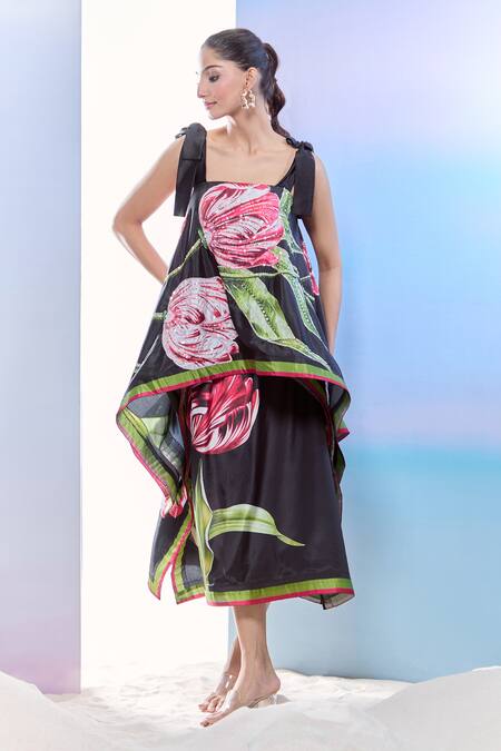 Buy_Pria Kataria Puri_Black Silk Print Tulip Blossom Square Neck Asymmetric Top And Skirt Set 