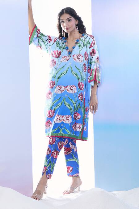 Buy_Pria Kataria Puri_Blue Silk Sequins V-neck Tulip Print Kurta Set With Pant _Online_at_Aza_Fashions