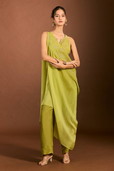 Buy_Meghna Shah_Green Silk Zari, Embroidery Split V-neck Blouse Pant Set _Online_at_Aza_Fashions