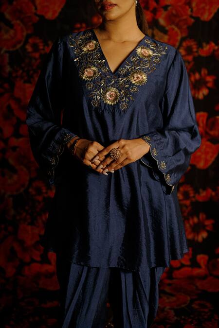 Shop_House Of TA-YA_Blue Chanderi, Viscose Embroidery V-neck Floral Dabka Zardozi Kurta Set _Online_at_Aza_Fashions