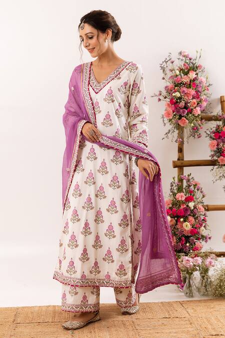 Rivaaj Clothing_White Cotton, Kota Doria Sequins, Zari, Pearls Peony Handblock Print Kurta Set _Online_at_Aza_Fashions