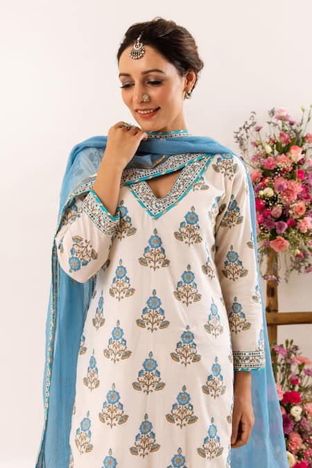 Buy_Rivaaj Clothing_Off White Cotton, Kota Doria Sequins, Zari, Iris Handblock Print Kurta Set 