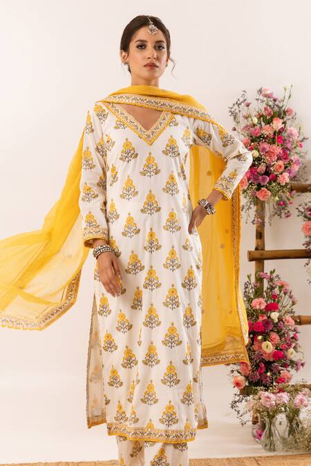 Rivaaj Clothing_White Cotton, Kota Doria Sequins, Zari, Pearls Blossom Handblock Print Kurta Set_Online_at_Aza_Fashions