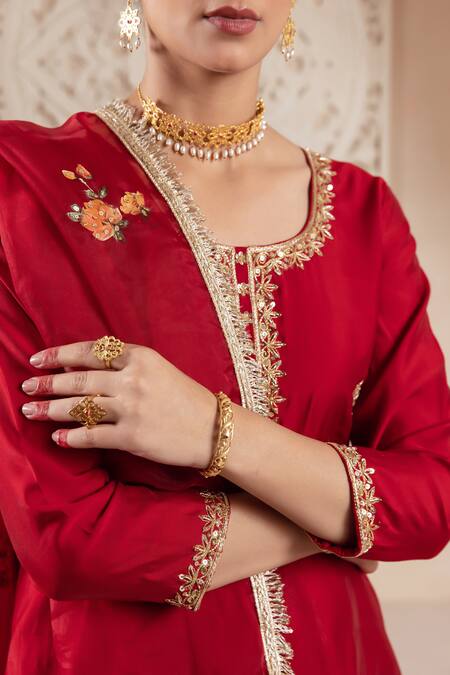 Shop Rivaaj Clothing Maroon Organza, Modal Embroidery Round Neck Floret Motif Kurta Set Shop_Rivaaj Clothing_Maroon Organza, Modal Embroidery Round Neck Floret Motif Kurta Set