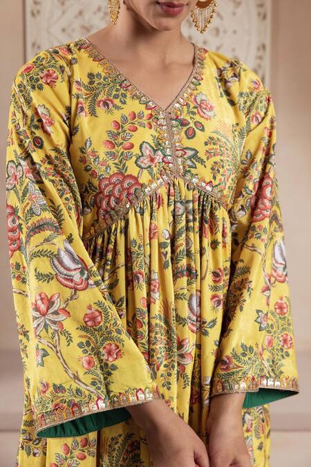 Buy Rivaaj Clothing Yellow Velvet Lace, Sequins, Embroidery V-neck Floral Print Anarkali And Pant Set Buy_Rivaaj Clothing_Yellow Velvet Lace, Sequins, Embroidery V-neck Floral Print Anarkali And Pant Set