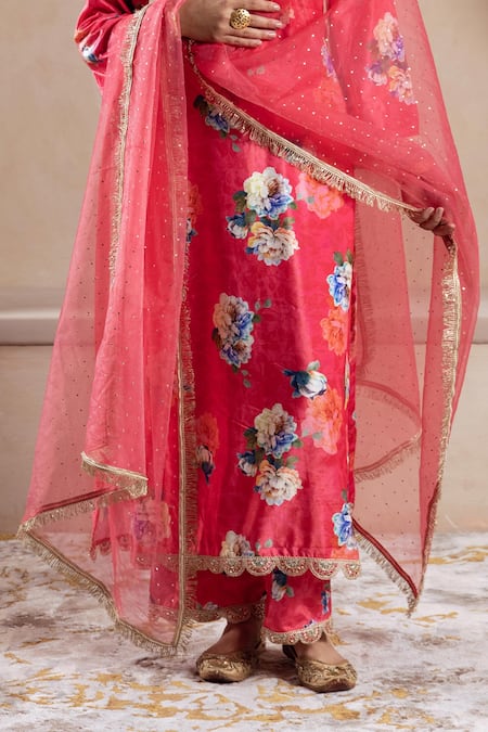 Shop_Rivaaj Clothing_Peach Velvet, Chiffon Zari, Sequins V-neck Bouquet Print Kurta Set _Online_at_Aza_Fashions