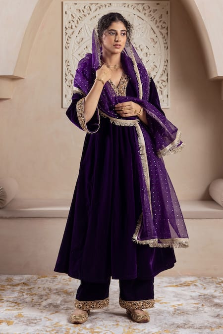 Rivaaj Clothing Purple Velvet, Chiffon Zari, Embroidery V-neck Zardozi Kurta Set at Aza Fashions Rivaaj Clothing_Purple Velvet, Chiffon Zari, Embroidery V-neck Zardozi Kurta Set_at_Aza_Fashions