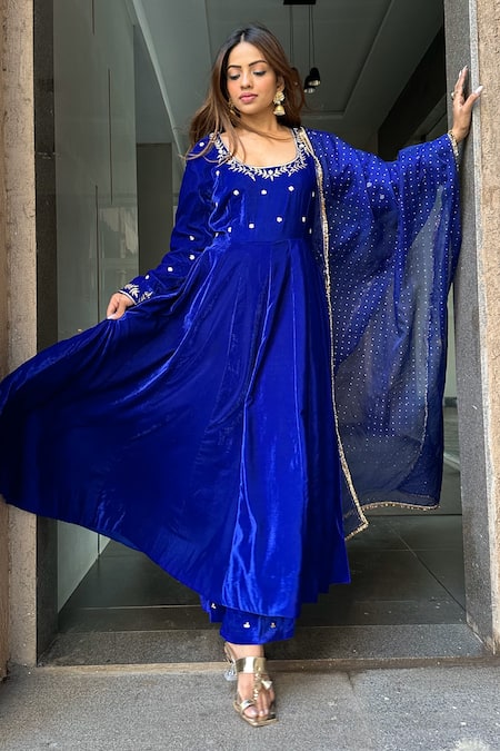 Rivaaj Clothing Blue Organza, Velvet Embroidery, Mirrors Round Floral Gota Patti Anarkali Set at Aza Fashions Rivaaj Clothing_Blue Organza, Velvet Embroidery, Mirrors Round Floral Gota Patti Anarkali Set _at_Aza_Fashions
