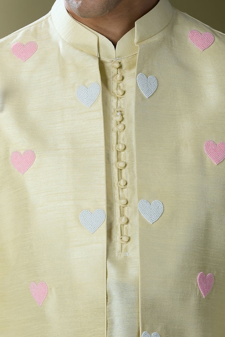 Buy Rng Safawala Green Silk, Cotton Beads, Embroidery Heart Bundi Set Online at Aza Fashions Buy_Rng Safawala_Green Silk, Cotton Beads, Embroidery Heart Bundi Set _Online_at_Aza_Fashions