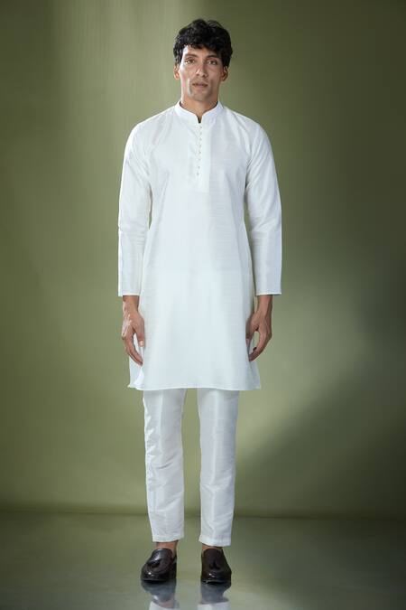 Buy Rng Safawala White Silk, , Satin Sequins, Embroidery Heart Motif Bundi Set Buy_Rng Safawala_White Silk, , Satin Sequins, Embroidery Heart Motif Bundi Set