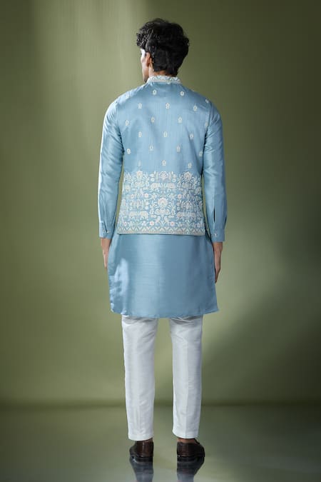Rng Safawala Embroidered Bundi & Kurta Set