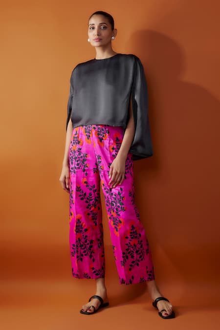 kriti bapna Silk Floral Printed Pant With Slit Sleeve Top 