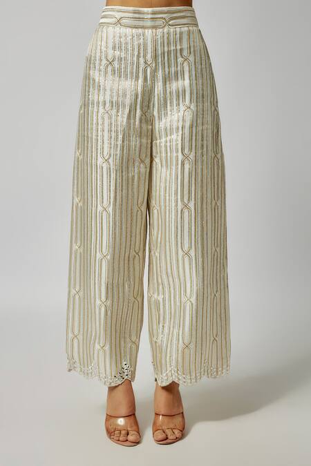 Kriti Bapna_Ivory Satin Gota Patti, Mirrors, Embroidery Round Neck Floral Kurta Set _Online_at_Aza_Fashions