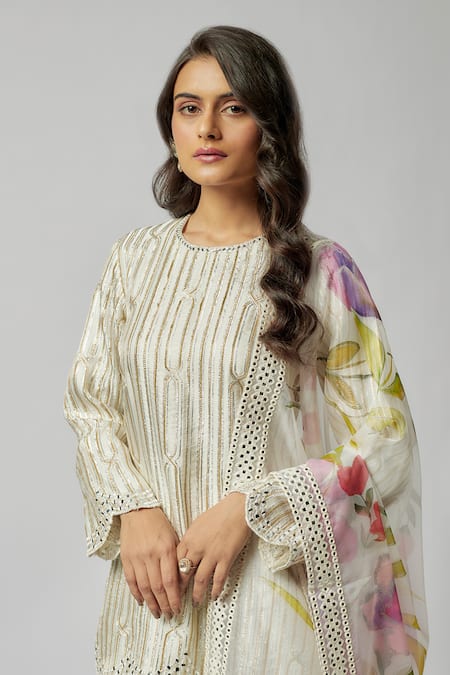 Buy_Kriti Bapna_Ivory Satin Gota Patti, Mirrors, Embroidery Round Neck Floral Kurta Set _Online_at_Aza_Fashions