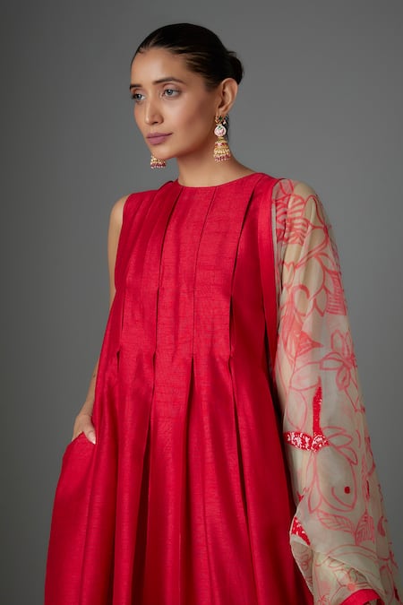 Kriti Bapna_Red Silk, Organza Embroidery Round Neck A-line Kurta And Pant Set _Online_at_Aza_Fashions