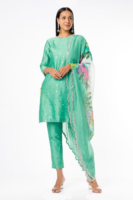 kriti bapna Mirror Embroidered Straight Kurta & Pant Set 