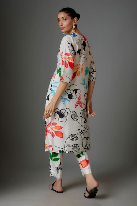 Kriti Bapna Floral Hand Painted Kurta & Pant Set 