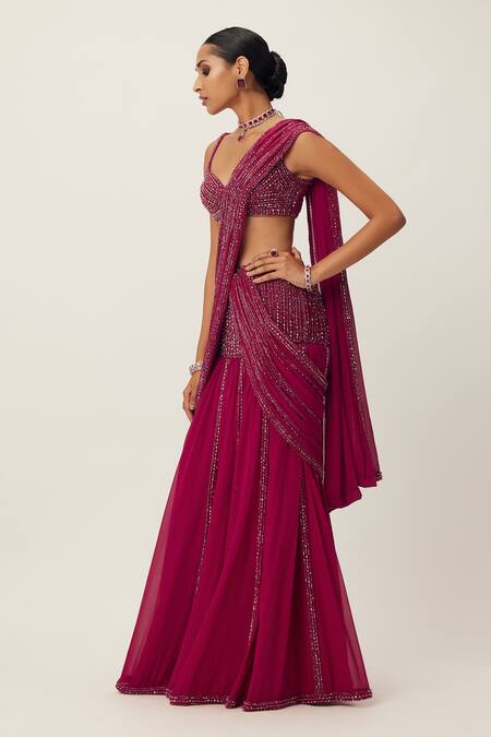 Buy Vvani By Vani Vats Red Georgette Crystals, Sequins, Cut Work Embellished Pre-draped Saree Set Online at Aza Fashions Buy_Vvani By Vani Vats_Red Georgette Crystals, Sequins, Cut Work Embellished Pre-draped Saree Set _Online_at_Aza_Fashions
