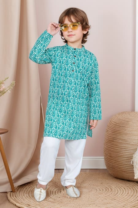 Arihant Rai Sinha Mandarin Collared Kurta With Pyjama 