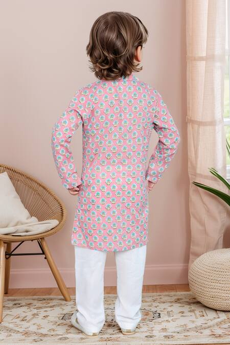 Shop_Petite Pomme_Pink Cotton Floral Print Kurta Set _at_Aza_Fashions