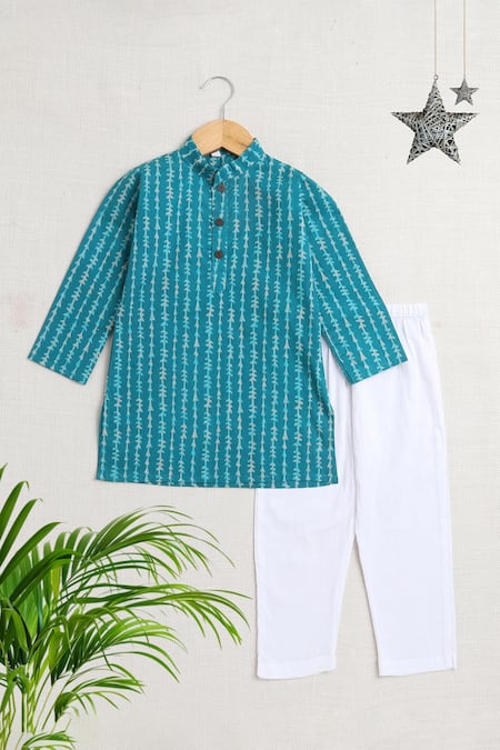 Petite Pomme_Green Cotton Floral Stripe Print Kurta And Pyjama Set _Online_at_Aza_Fashions