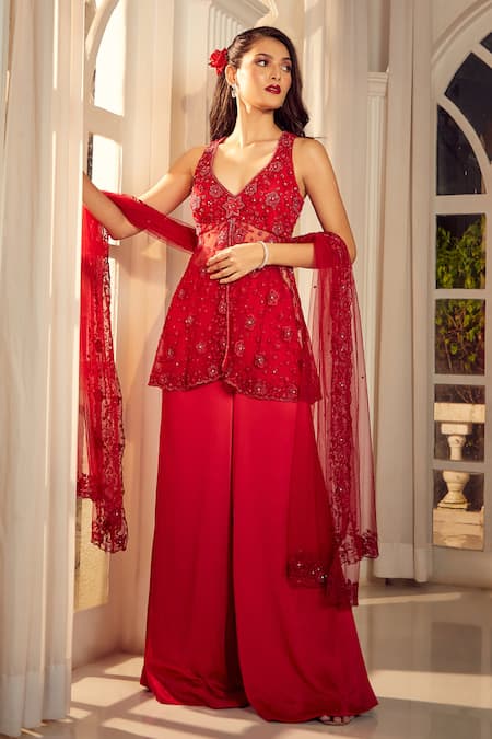 Aariyana Couture_Red Tulle, Modal, Satin Embroidery Plunge Neck Floral Hand Kurta Set _at_Aza_Fashions