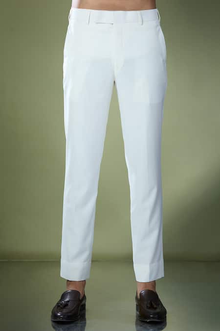 Rng Safawala Green Cotton, Silk Embroidery Geometric Stitch Bundi And Shirt Set at Aza Fashions Rng Safawala_Green Cotton, Silk Embroidery Geometric Stitch Bundi And Shirt Set _at_Aza_Fashions