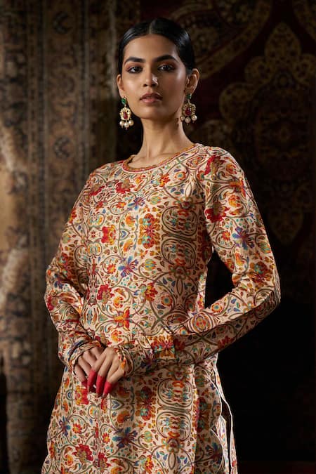 Shop_17:17 By Simmi Saboo_Beige Raw Silk Embellished Floral Round Kurta Pant Set _Online_at_Aza_Fashions