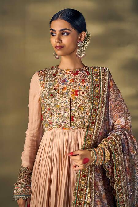 17:17 By Simmi Saboo_Beige Silk, Organza Embroidery, Sequins Round Floral Embellished Anarkali Set _at_Aza_Fashions