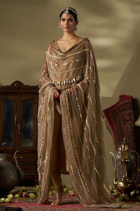 Buy_17:17 By Simmi Saboo_Gold Liquid Organza Embellished Pearl V Neck Kurta Set _Online_at_Aza_Fashions