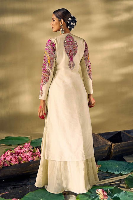 17:17 By Simmi Saboo Floral Embellished Jacket Kurta Set 