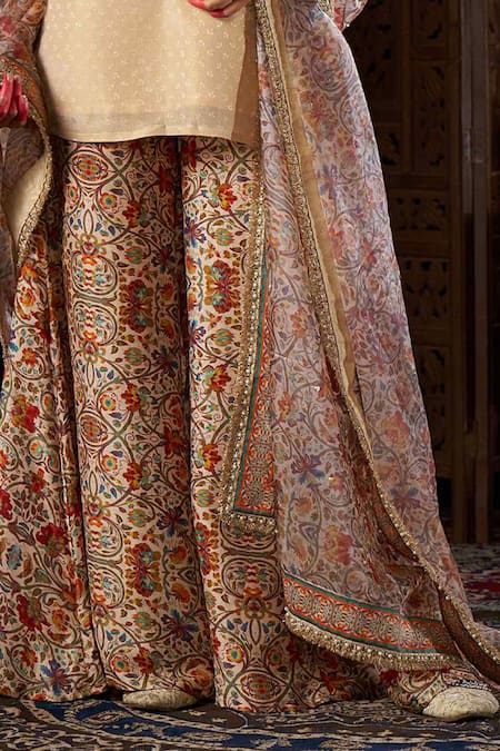 17:17 By Simmi Saboo_Beige Silk, Organza Pearls, Sequins, Gota Patti Floral Embroidered Kurta Set _Online_at_Aza_Fashions