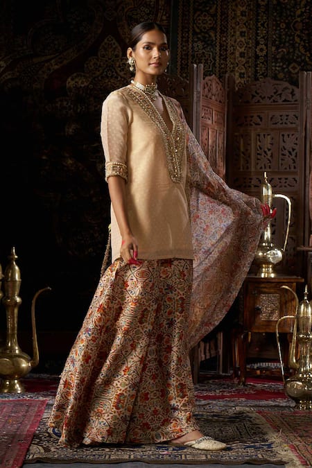 Shop_17:17 By Simmi Saboo_Beige Silk, Organza Pearls, Sequins, Gota Patti Floral Embroidered Kurta Set _Online_at_Aza_Fashions