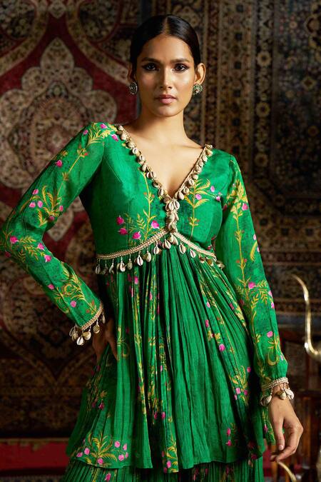 Shop_17:17 By Simmi Saboo_Green Raw Silk Embellished Shell V-neck Floral Print Peplum Kurta Set _Online_at_Aza_Fashions